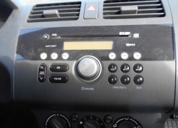 AUTORADIO SWIFT .2