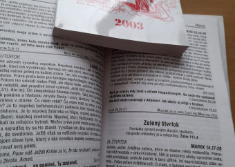 2-kniha-tesnou-bránou-2005