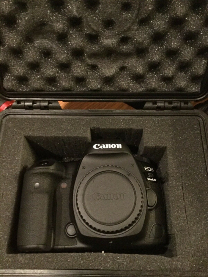 Klasický fotoaparát Canon EOS 5D - ultrazvukové filtre na šošovky - blesky - blesk - 28 - 135 mm