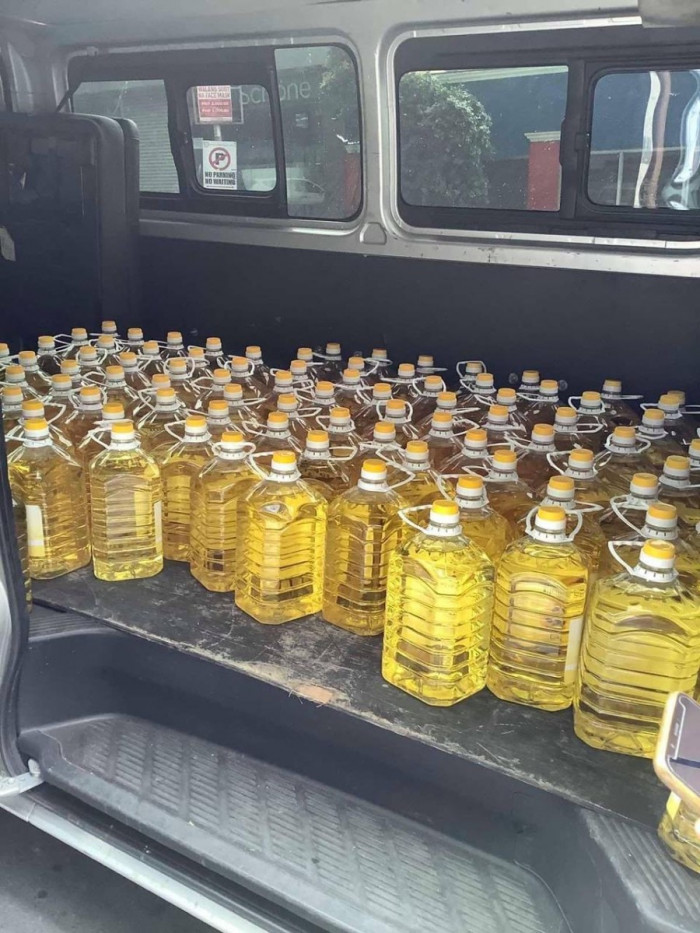 Canola oil,cottonseed oil,palmoil,sunflower oil,Almond oil,corn oil,soybeans oil