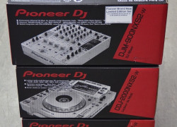 Pioneer CDJ-2000NXS2-W & DJM-900NXS2-W Limited Edition DJ Set Boxed edit musicshop