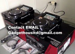 Pioneer CDJ-2000NXS2 / Pioneer DJM-900NXS2 / Pioneer CDJ-3000 Multi-Player / Pioneer DJM-A9 DJ Mixer / Pioneer DJ DJM-V10-LF Mixer / Pioneer DJM-S11 
