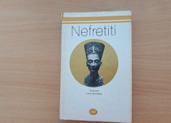 Philipp Vandenberg: Nefretiti