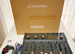 AlphaTheta Euphonia, Pioneer CDJ-3000, Pioneer DJM-A9, Pioneer CDJ-2000NXS2, Pioneer DJM-900NXS2, Pioneer DJM-V10 , Pioneer DJM-S11 DJ mixážní pult