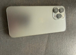 Predám Apple iPhone 13 Pro Max 128 GB 