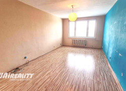 BÁNOVCE n. BEBR. – 3 – izb.  byt / sídl. SEVER / ul. Sládkovičova / 77 m2 / balkón /  IHNEĎ VOĽNÝ 