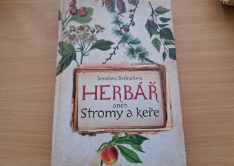 1-kniha-bednářová-herbář