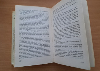 3-kniha-bohúň-emo-zaprášené-histórie