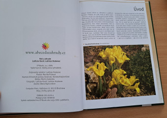 2-kniha-kovář-hoskovec-rok-v-záhrade