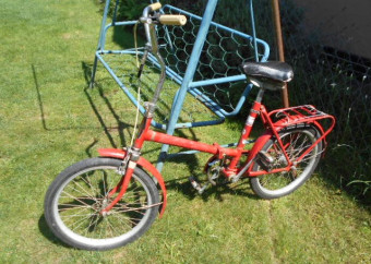BIC SKLADACKA CERVENA.1