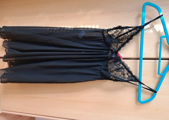 1-súprava-nočná-košieľka-tanga-čierna-tyl-ramienka