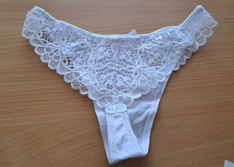 2-nohavičky-tanga-biela-čipka