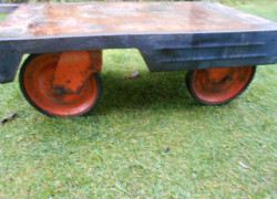 prepravný manipulačný vozík