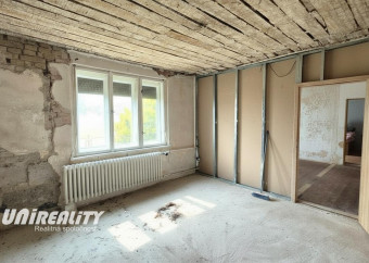 13-RD-obec-Kuchyna-na-predaj-dom-interier-izba3-okres-Malacky