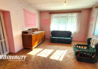 BN-7-banovce-nad-bebravou-dom-na-predaj-obyvacka-pohlad-1