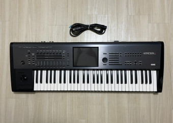 Korg Kronos X 61-Key Keyboard Synthesizer Music Workstation