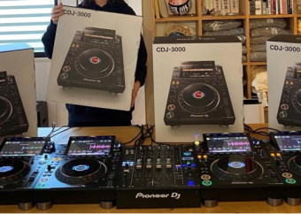 4 cdj-300 players+1x DJM mixer